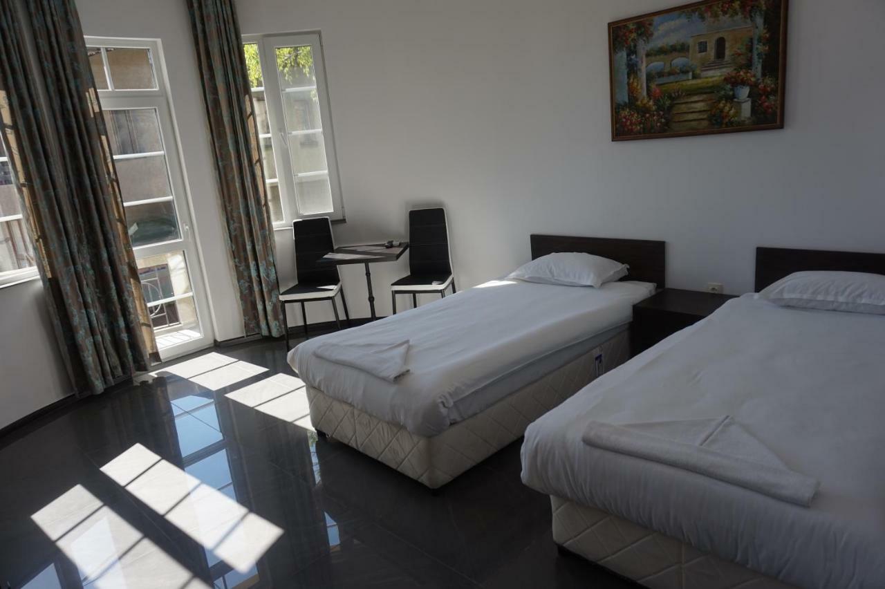 Seaside Guest Rooms Burgas City Eksteriør billede