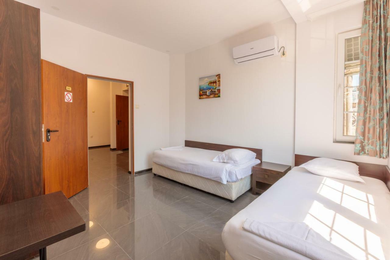Seaside Guest Rooms Burgas City Eksteriør billede